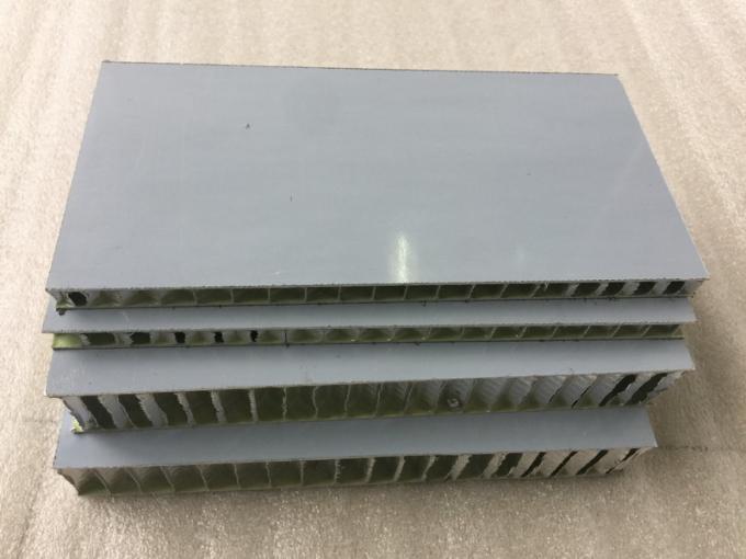 Weiße PVDF-/FEVE-Farben-Aluminiumbienenwaben-zusammengesetzte Platten-Schalldämmung 