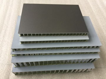 China Schwarze FEVE-Aluminiumbienenwaben-Platten, feuerfeste Bienenwaben-strukturelle Platten  usine
