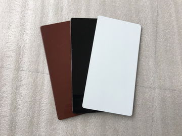 China Schwarze Aluminiumzeichen-Platten/wetterfestes Zeichen-Material mit Farbeinheitlichkeit fournisseur